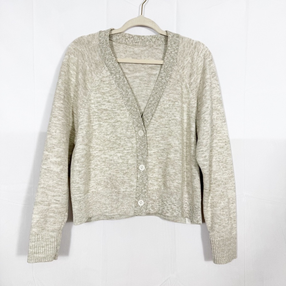 Lululemon Boxy Cotton-Blend V Neck Cardigan
Bone / White / Raw Linen / Vapor - Picture 2 of 16